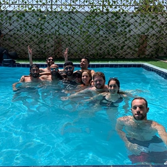 הצוות